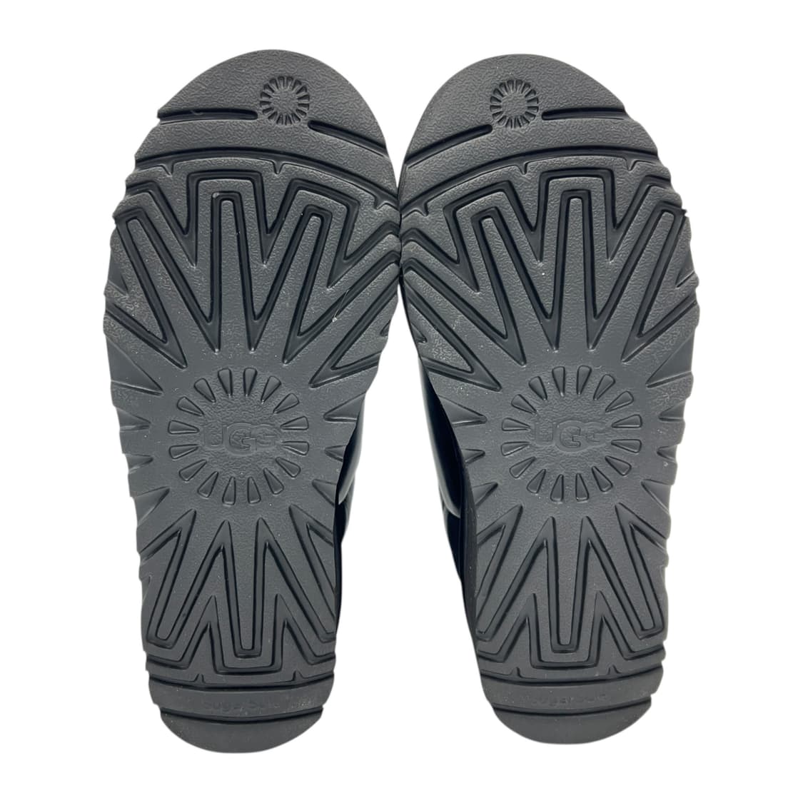 240 W 어그 울트라 미니 플랫폼 하이 샤인 블랙 상품이미지6