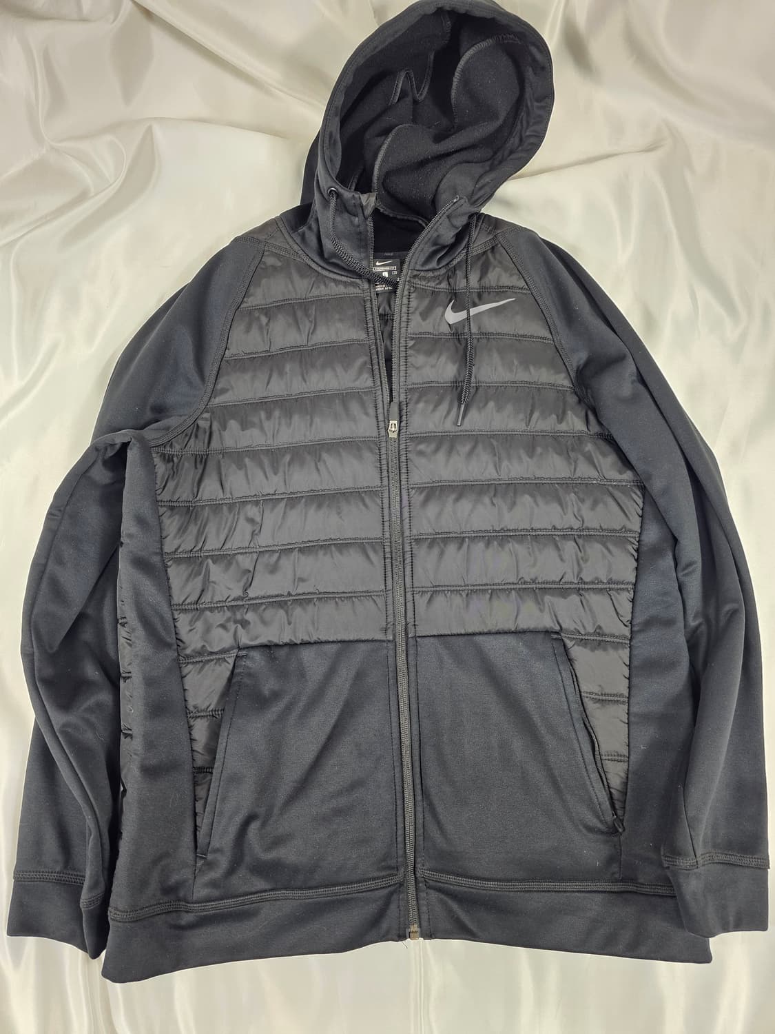 나이키써마라이즈풀집후디 상품이미지1