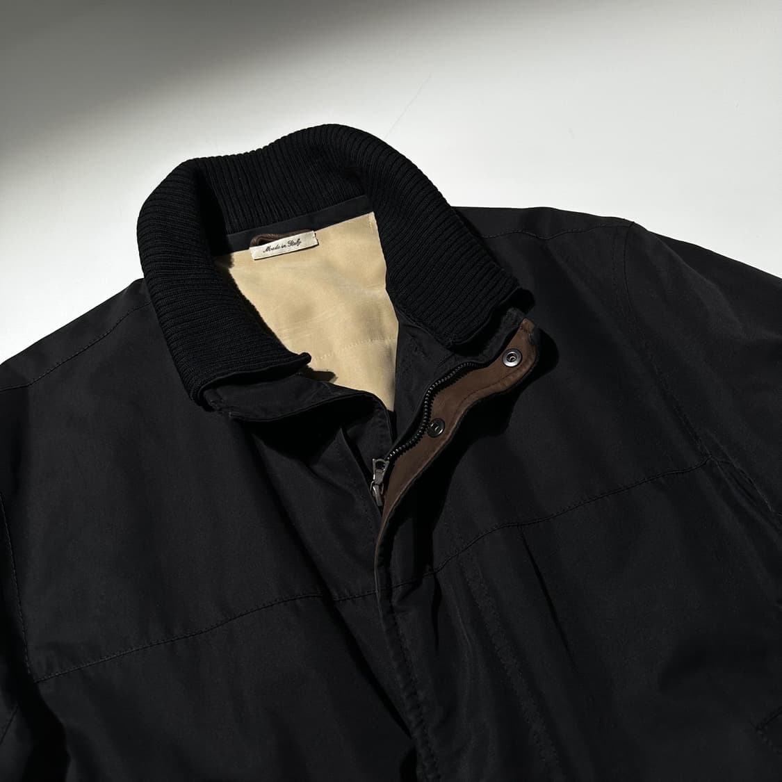 란스미어 레더 트림 싱글 집업 자켓 블랙 상품이미지4