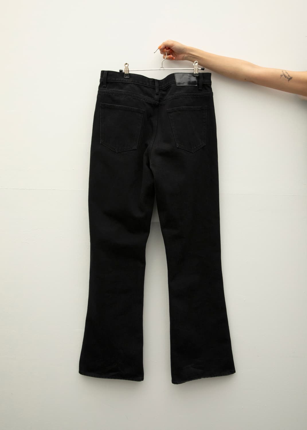 innir 플레어 데님 팬츠 블랙 상품이미지2