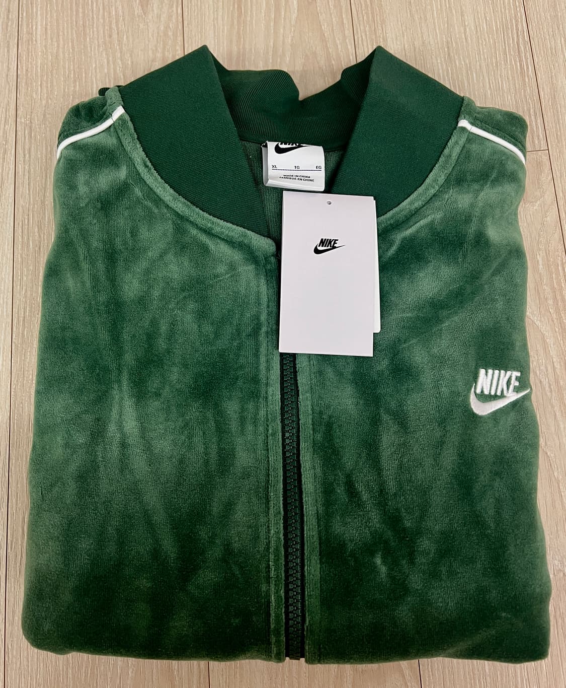 (L)(새상품)나이키 NSW 벨루어 자켓 벨벳 져지 그린 화이트 상품이미지2