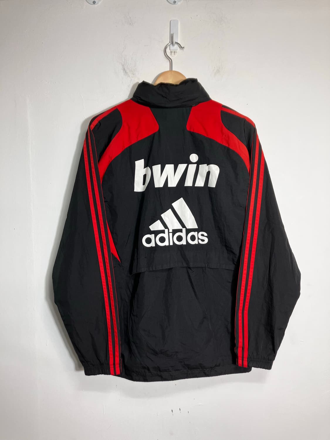 아디다스 Ac밀란 빅로고 바람막이 Xl 상품이미지4