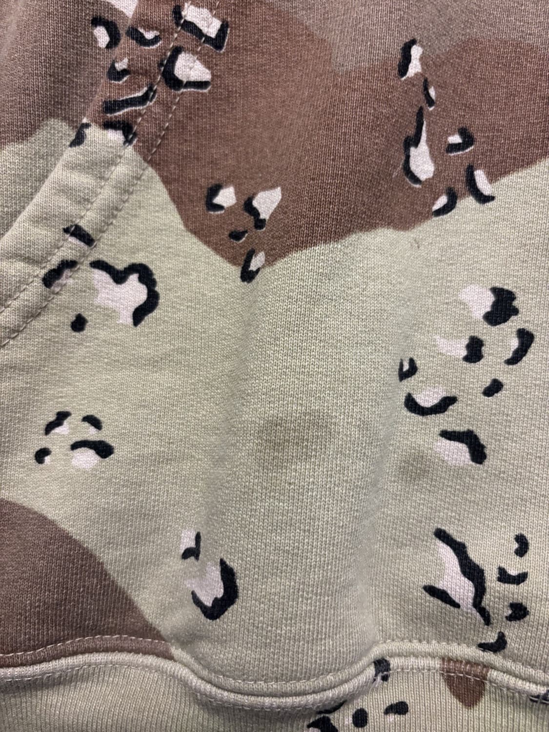 20FW 슈프림 피스 후드티 초콜릿 칩 카모 상품이미지5