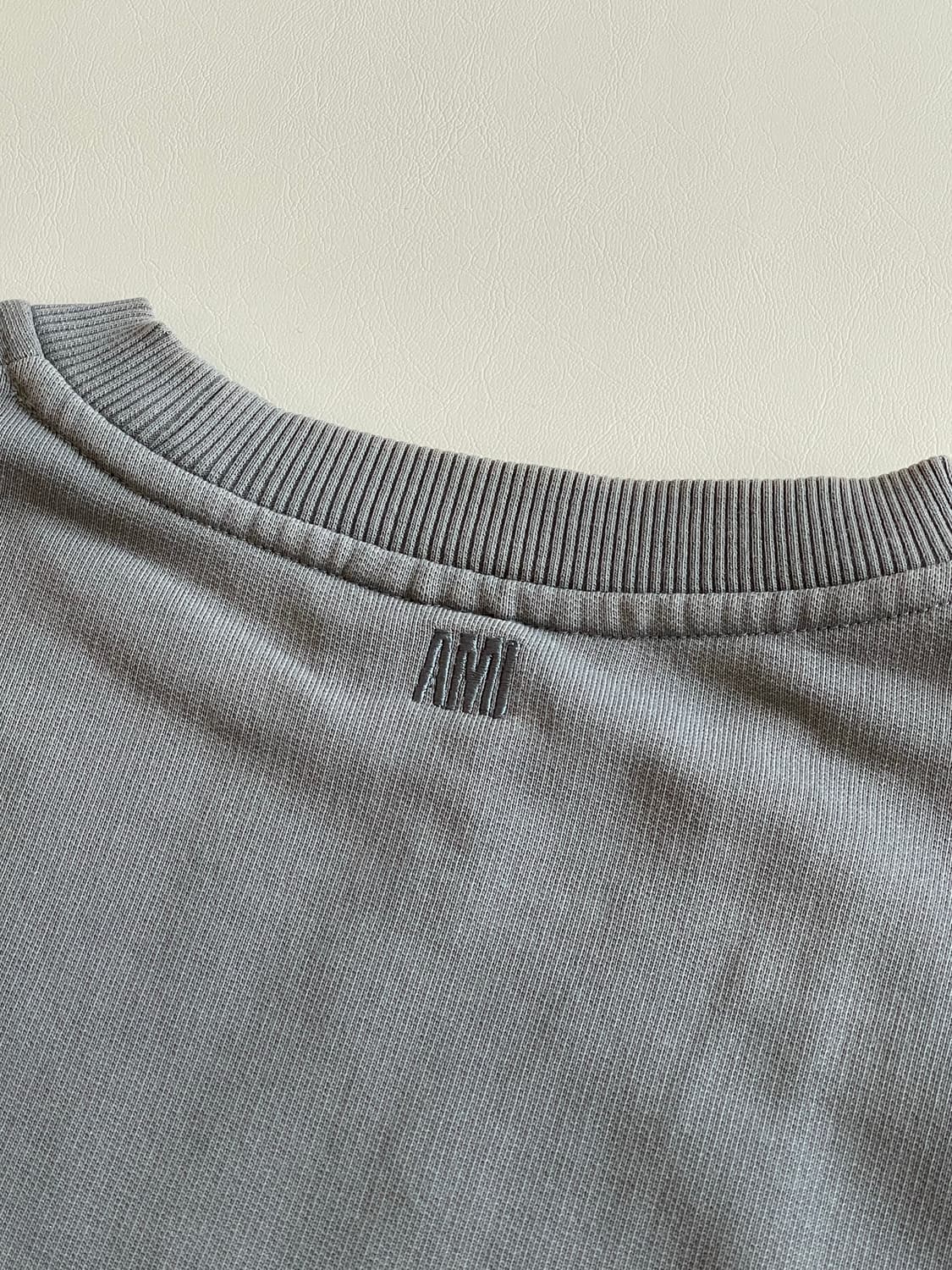 아미 스몰 하트 맨투맨 그레이 S사이즈 상품이미지2