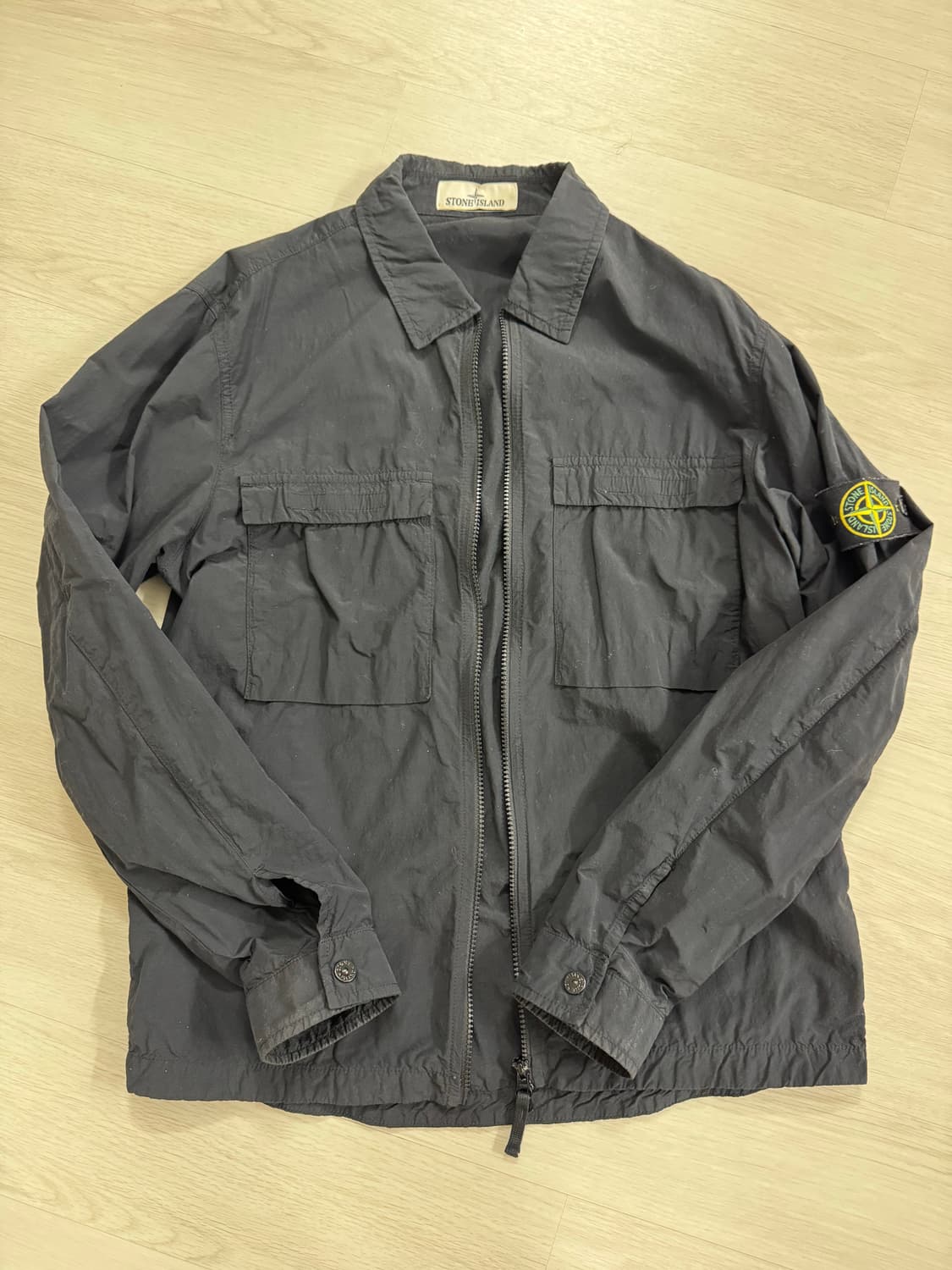 스톤아일랜드 20ss 나슬란오버셔츠 블랙m 상품이미지1