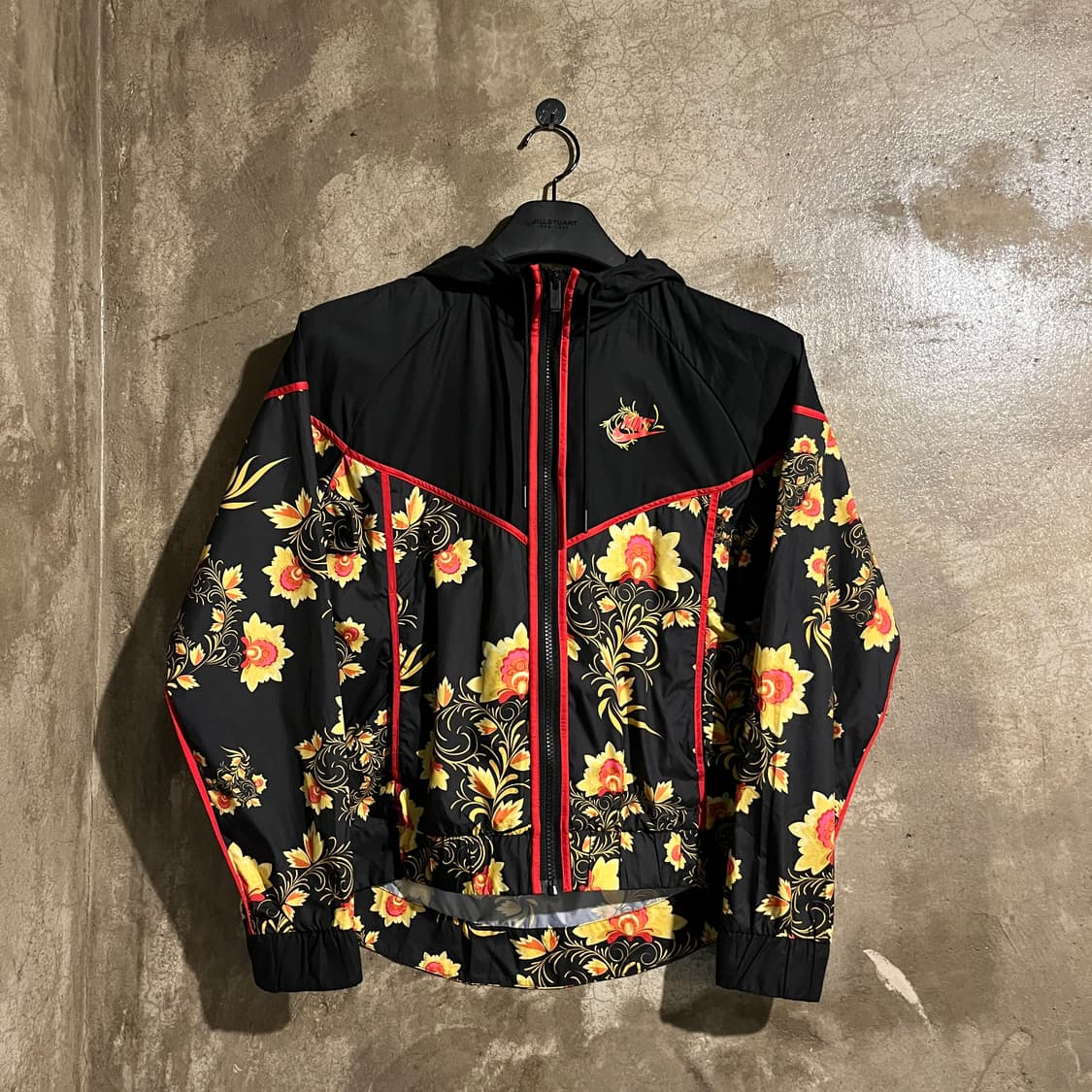 나이키 플로럴 바람막이 자켓 상품이미지1