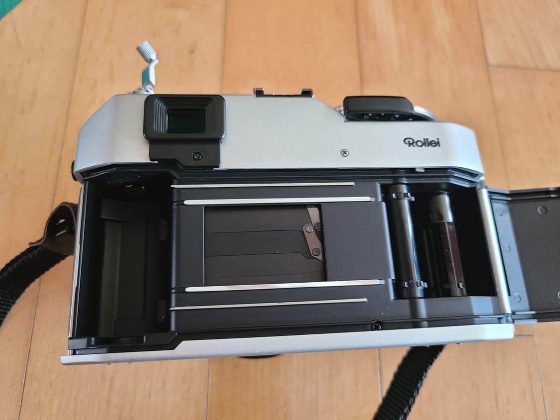 롤라이 35 RF 카메라 + 보이그랜더 40mm F1.4 렌즈 상품이미지3