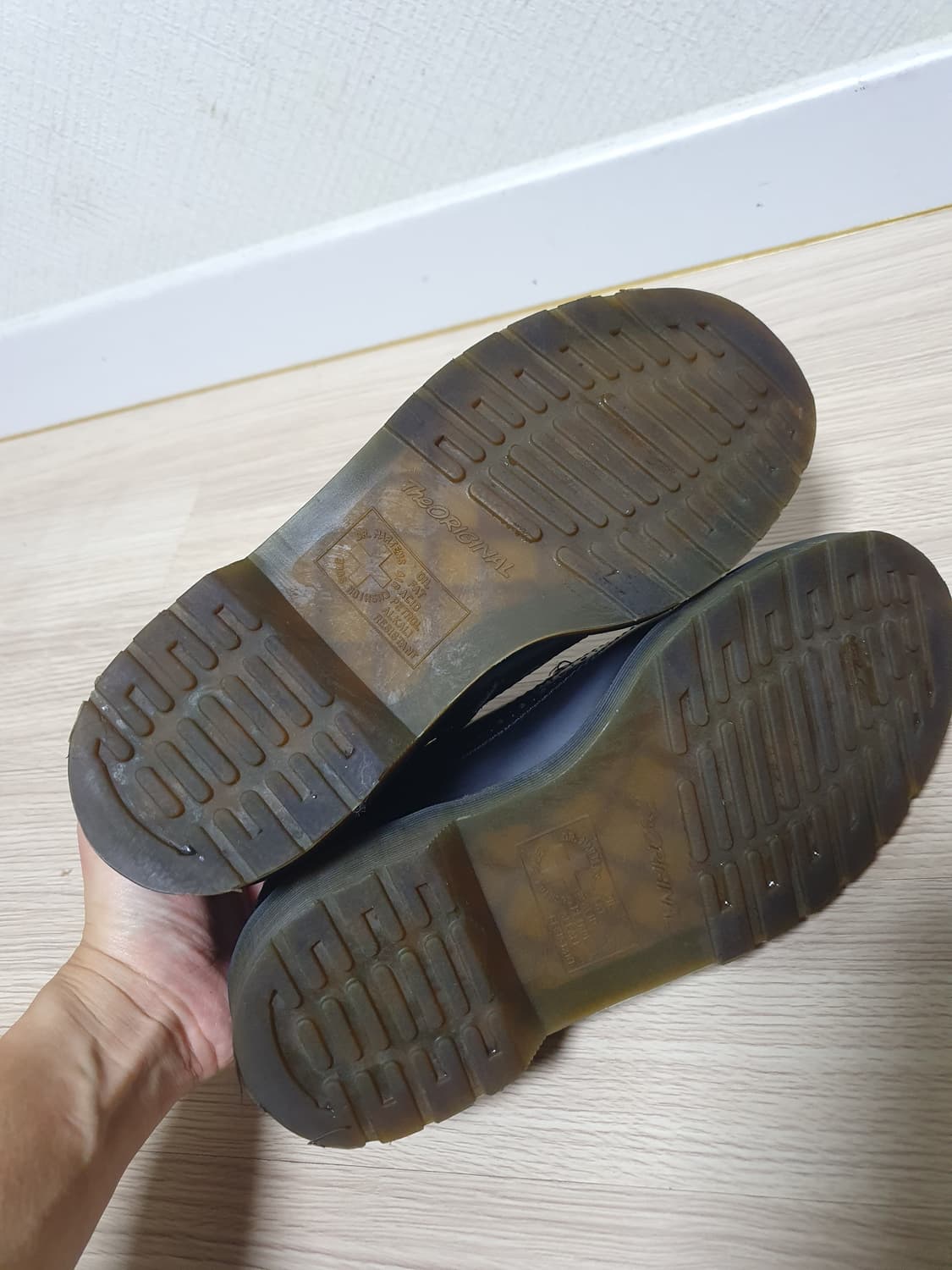 닥터마틴 블랙 윙팁 슈즈 240 상품이미지7