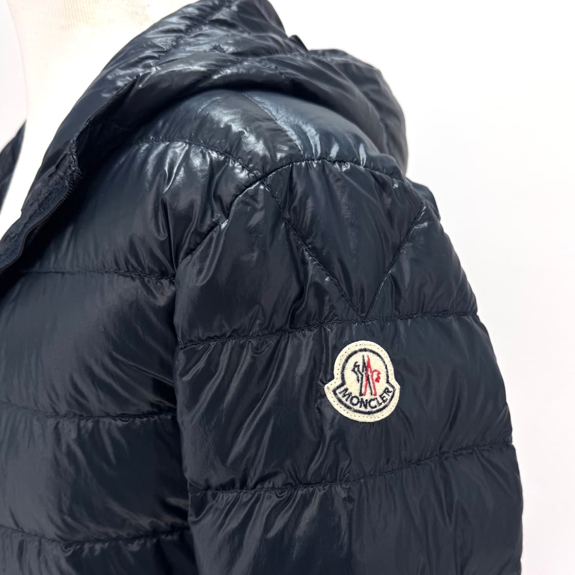 [0사이즈] 몽클레어 후드 경량패딩 점퍼 네이비 상품이미지6