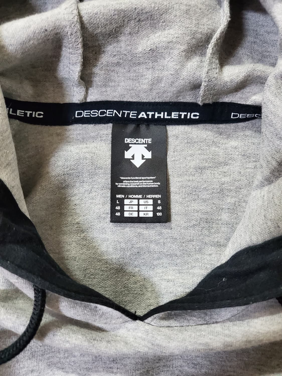 [L] 데상트 후드티 그레이 상품이미지4