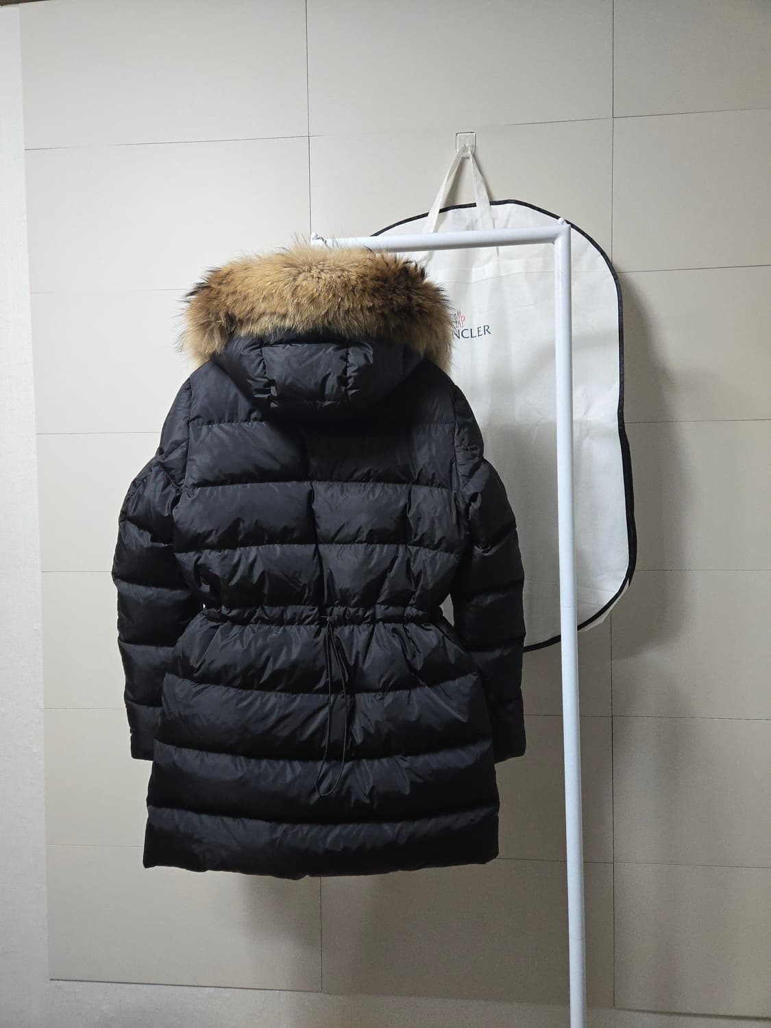 몽클레어 백화점판 프라곤(아프로티) 라쿤털 패딩 사이즈 2( 66) 상품이미지6