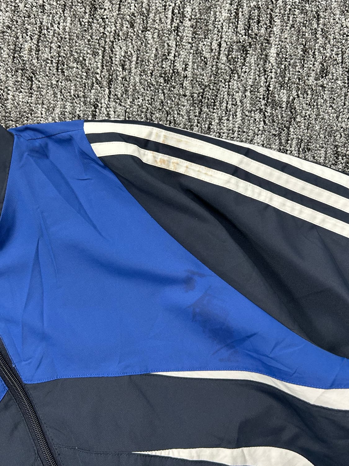 아디다스 블루 배색 삼선 바람막이 L 상품이미지6