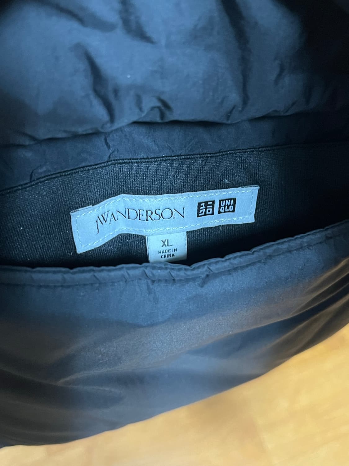 유니클로 JW앤더슨 리버시블 패딩 XL 상품이미지5