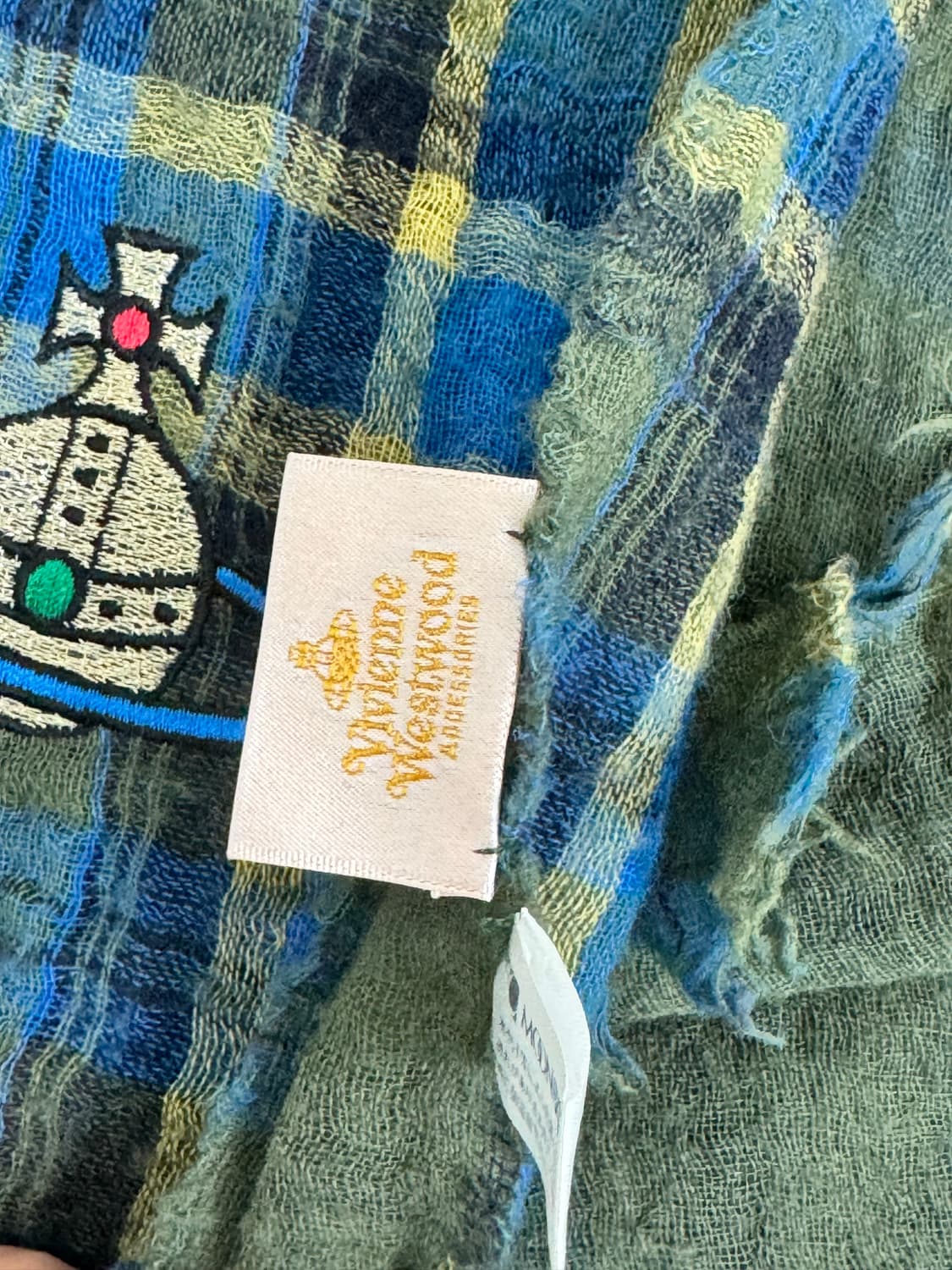 비비안웨스트우드 블루 캐캐체 가디언깔 유카리깔 자수 디테일 머플러  상품이미지4