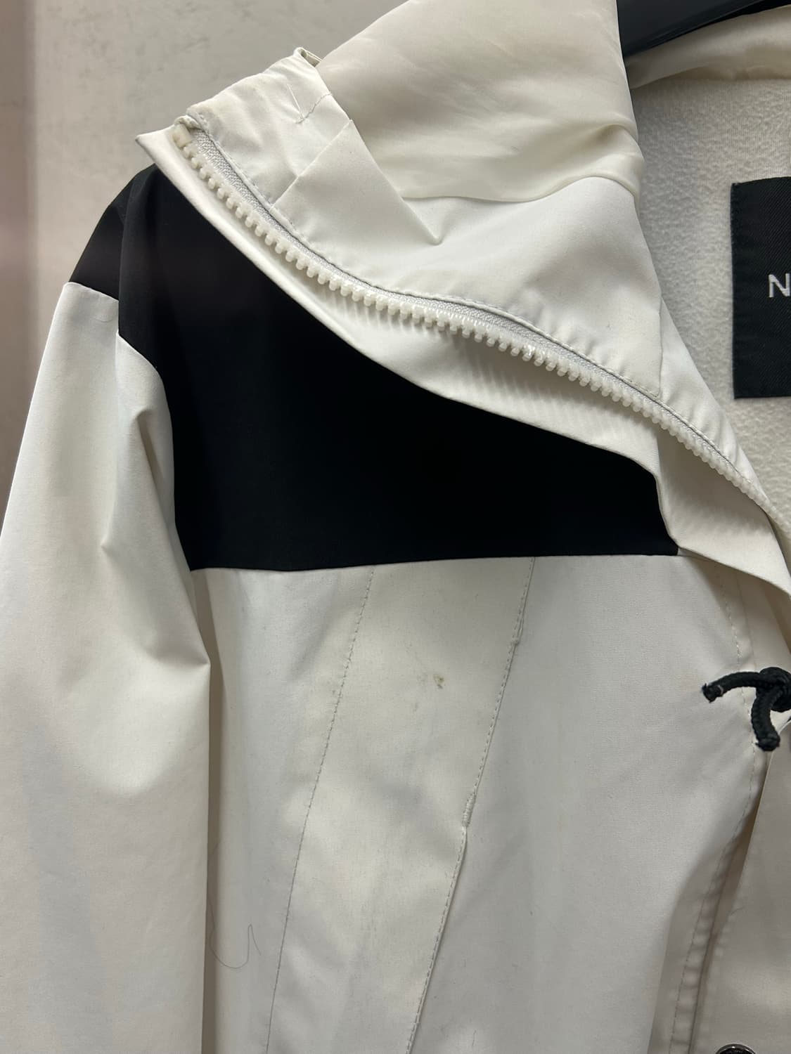 노스페이스 고어텍스 화이트 바람막이 자켓 후드 상품이미지7