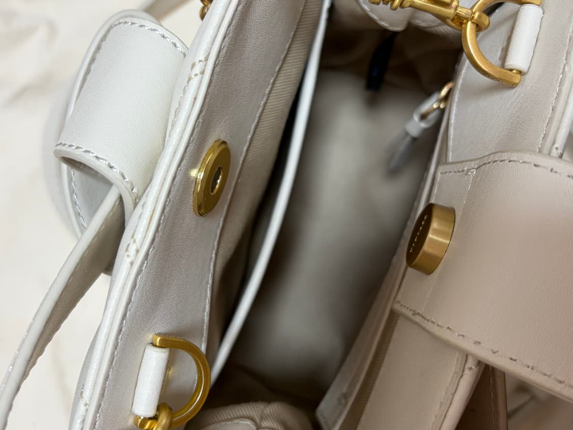 오스트카카 가방 상품이미지5