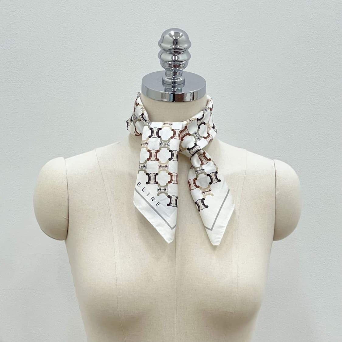 (새상품) celine / 셀린느 쁘띠스카프 손수건 상품이미지6