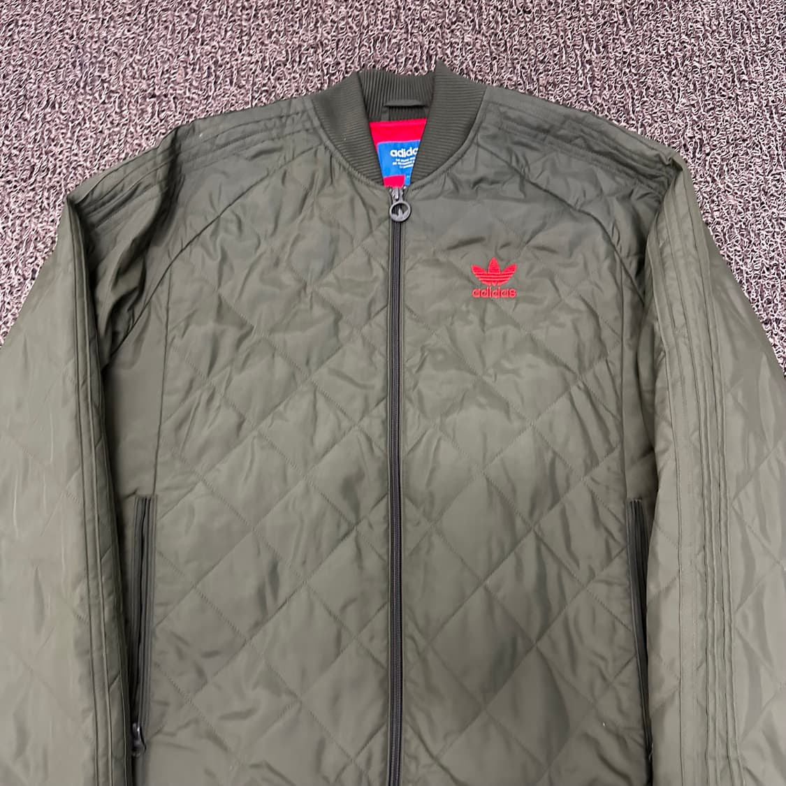 아디다스 퀄팅 봄버 점퍼 자켓 카키 95(M) 상품이미지2