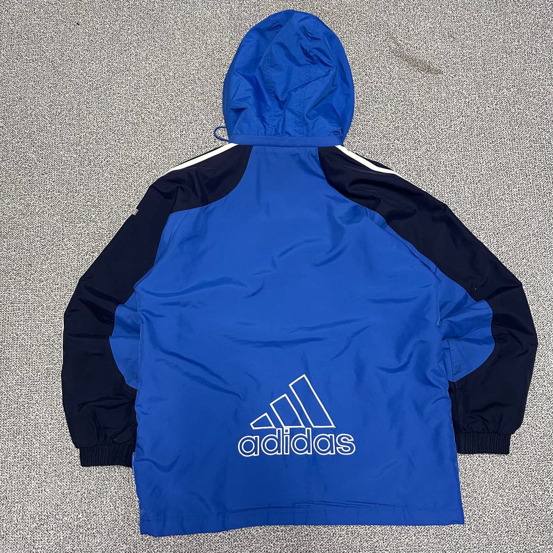 아디다스 블루 바람막이 점퍼 상품이미지3