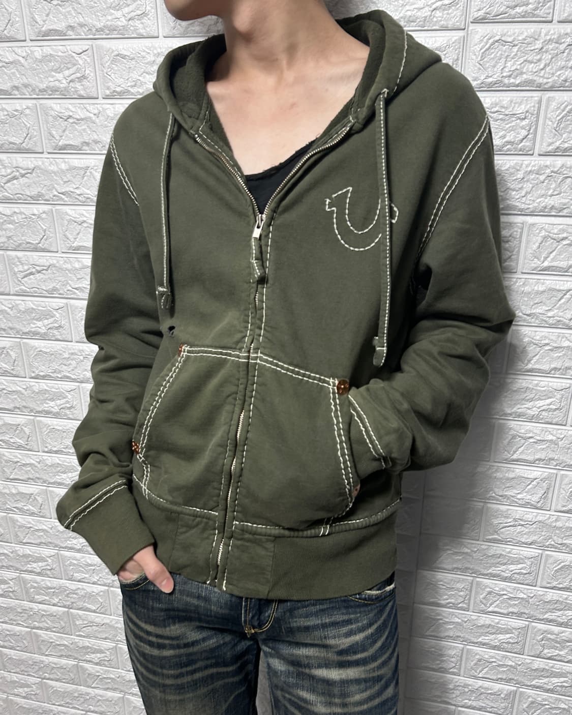 트루릴리젼 레이저 디스트레스드 후디 집업 상품이미지1