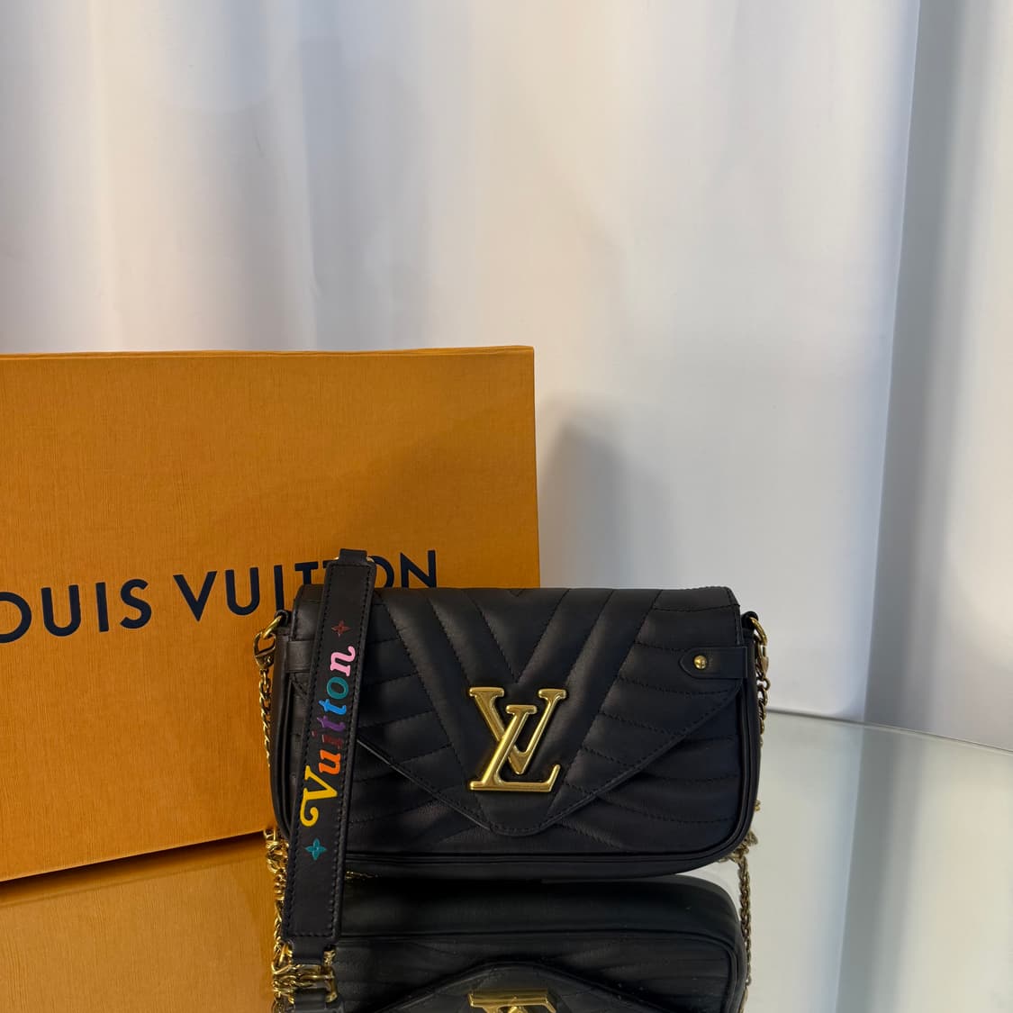 [정품] 루이비통 뉴웨이브 포쉐트 체인백 블랙 M6392 상품이미지2