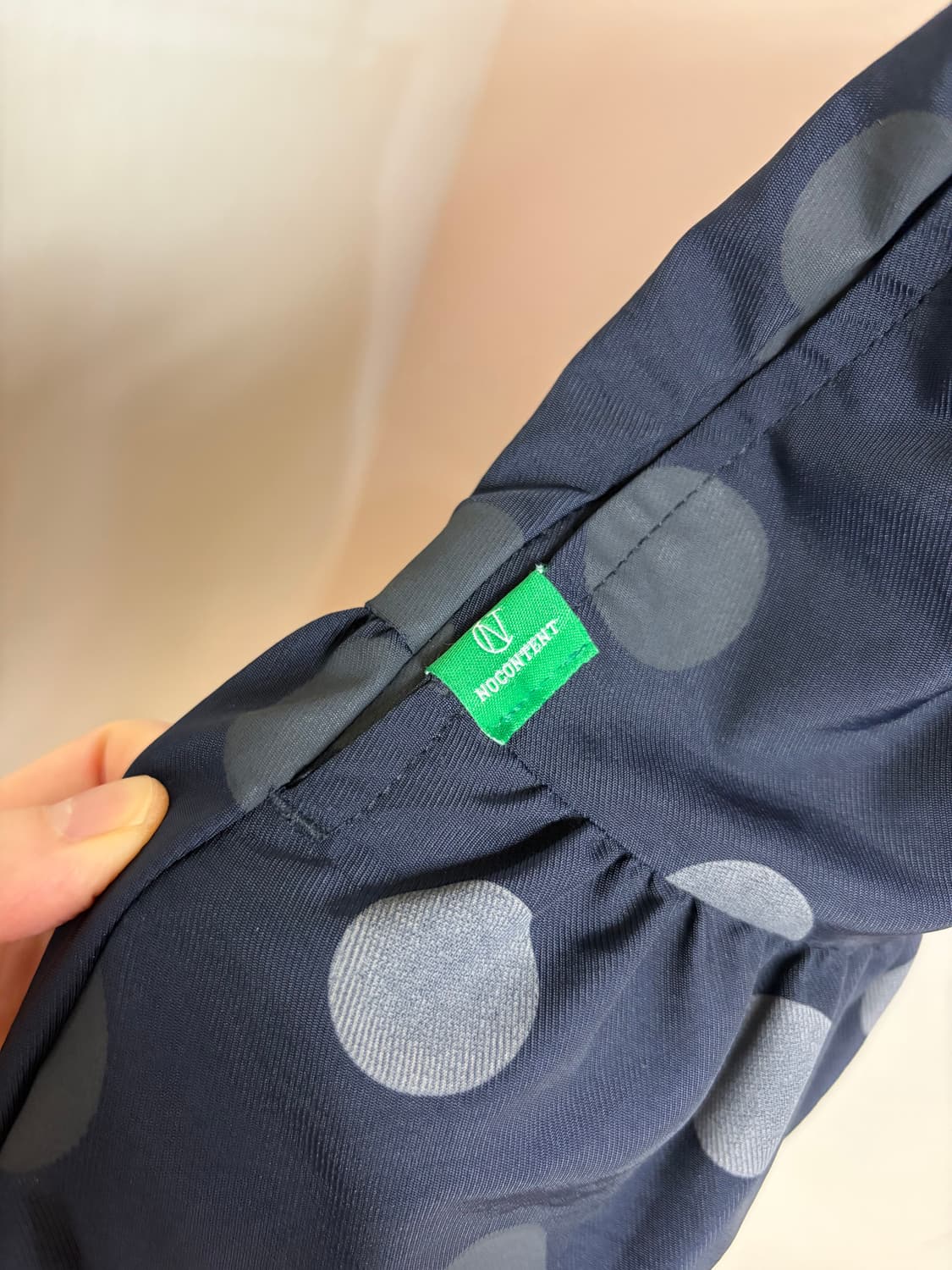 노컨텐츠 도트 셔링 스커트 네이비 상품이미지4