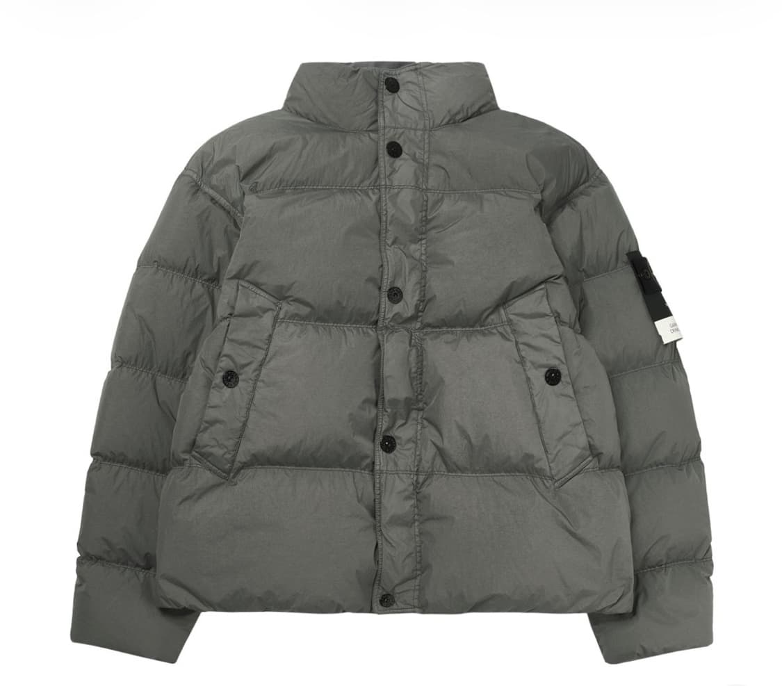 [M] 스톤 아일랜드 크링클 랩스 리사이클 나일롱 패딩 시멘트 상품이미지1