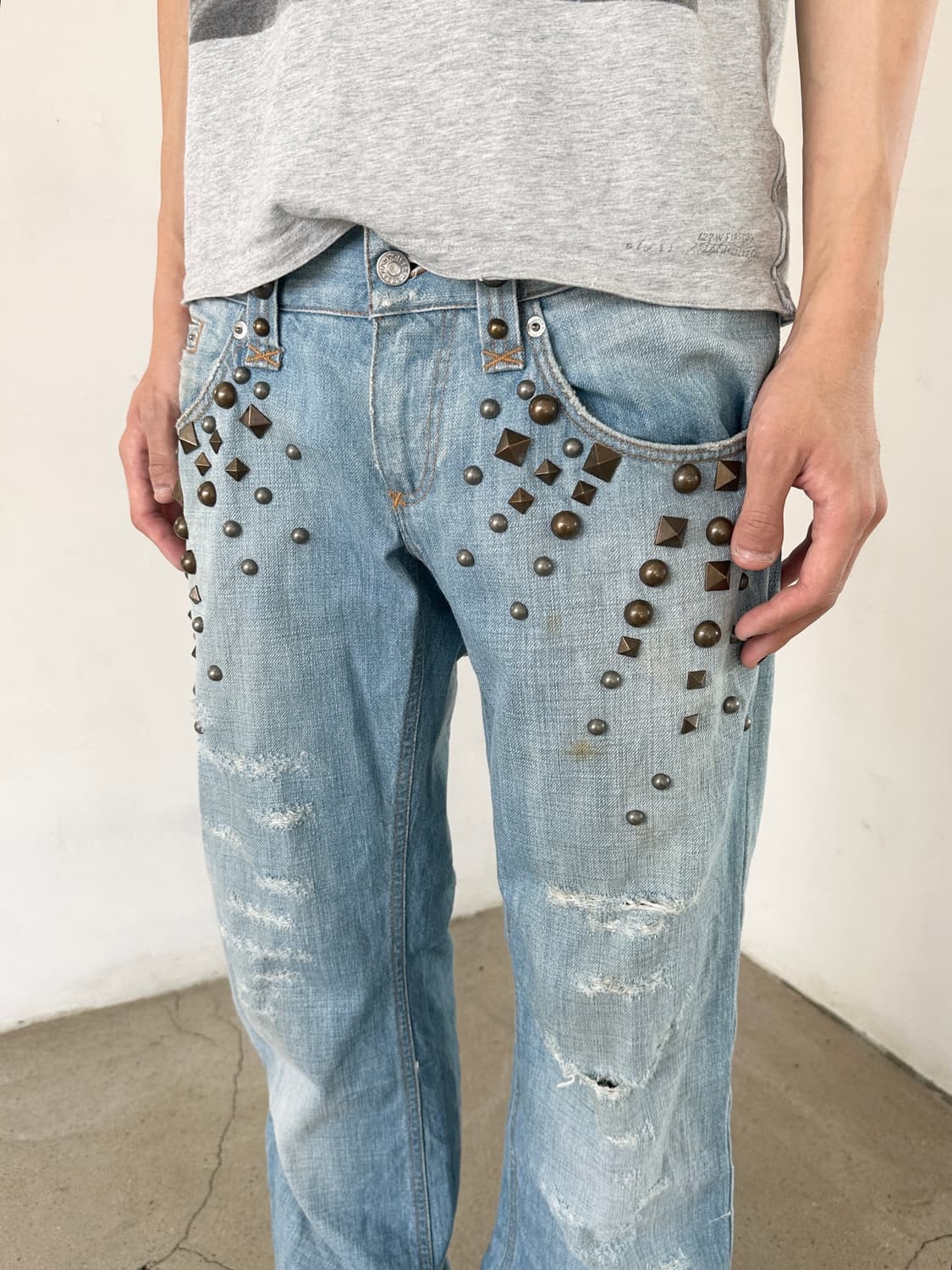 돌체앤가바나 스터드 데님 팬츠 상품이미지3