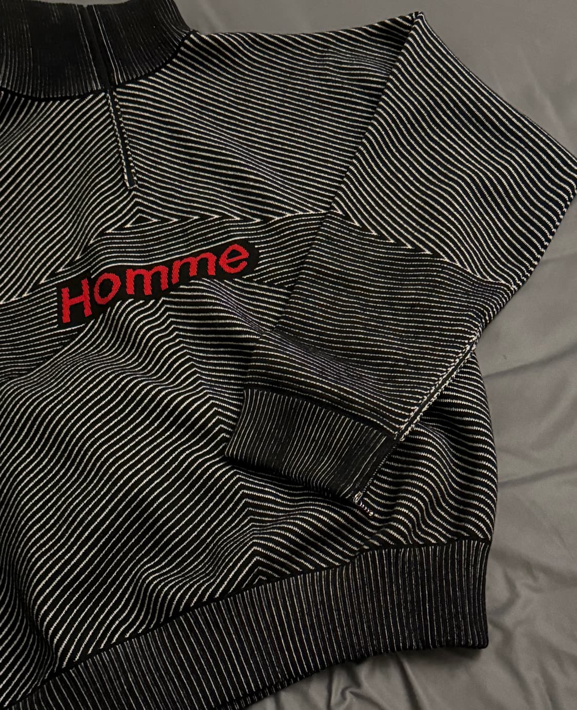 발렌시아가 17fw 옴므 하이넥 상품이미지3