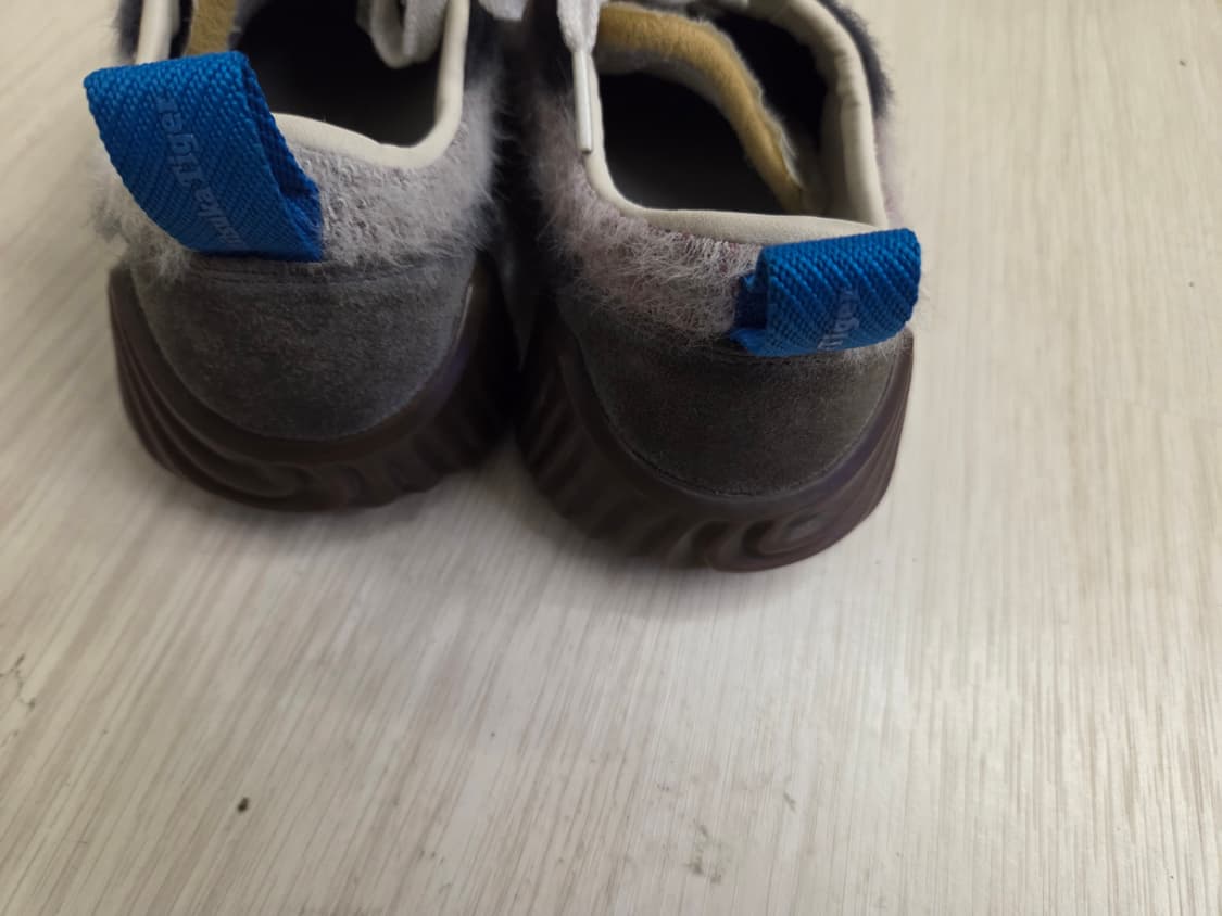 오니츠카타이거 털 스니커즈 235 상품이미지4