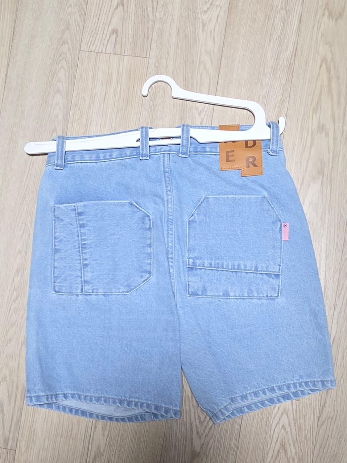 아더에러 반바지 상품이미지3