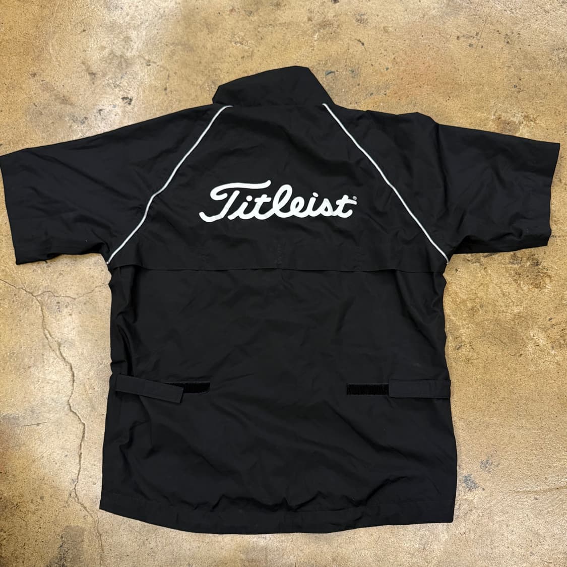 [정품/LL] 타이틀리스트 블랙 반팔 바람막이 골프 자켓 b10 상품이미지3