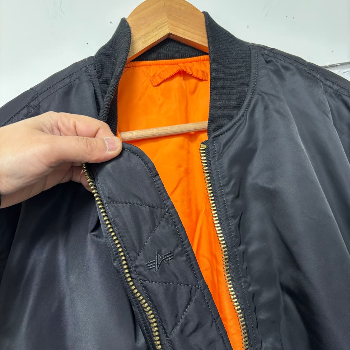 알파인더스트리 블랙 MA-1 항공 점퍼 상품이미지4