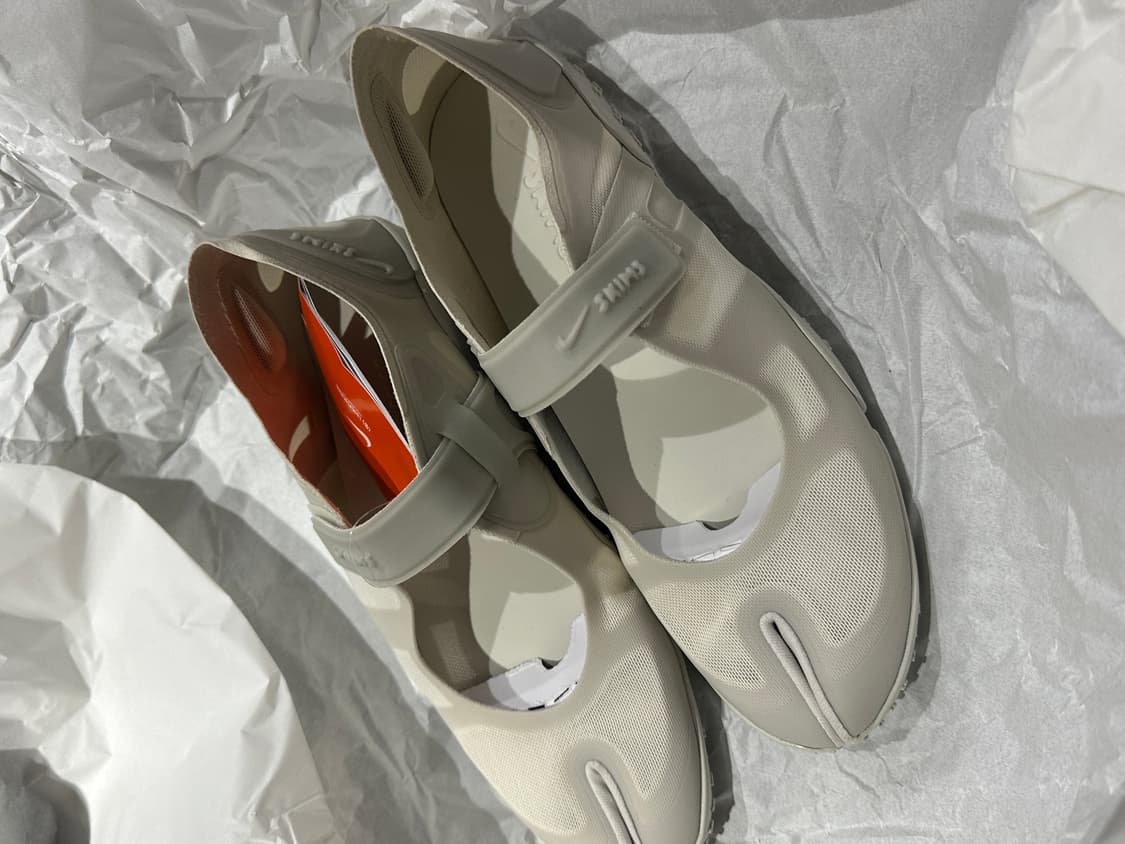 w245 나이키 스킴스 리프트 메쉬 본 화이트 상품이미지1