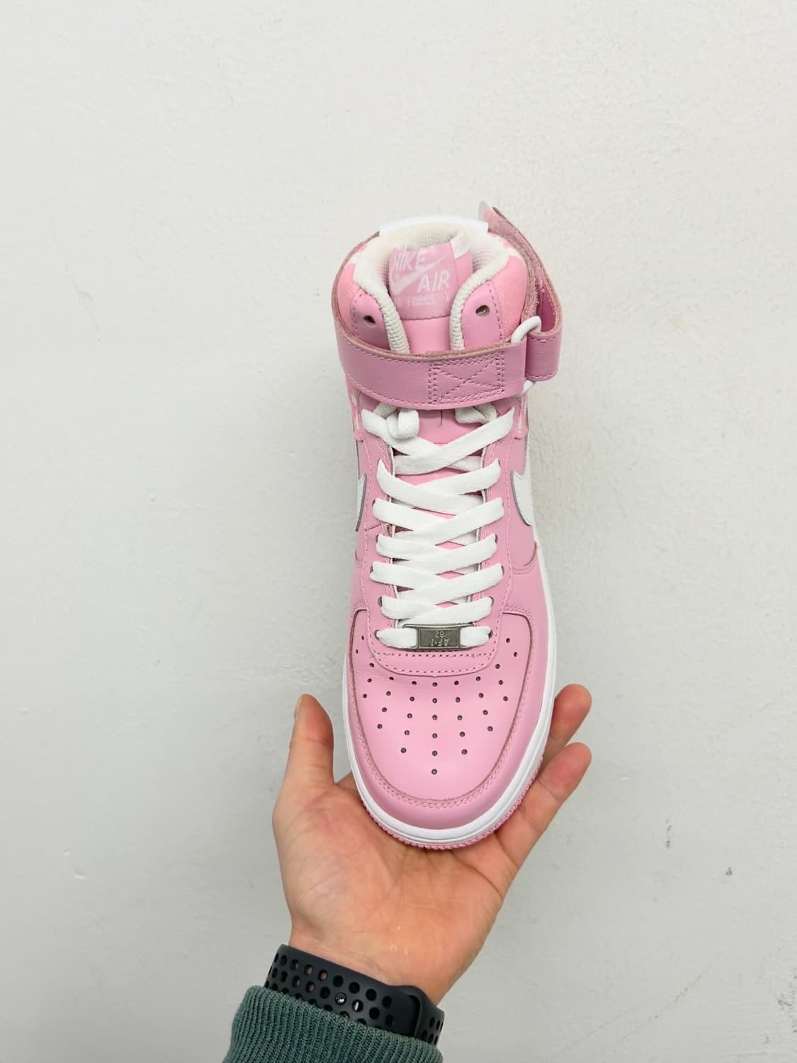 레어 상품 나이키 에어포스1 하이 핑크 플라워 벚꽃 235 상품이미지4