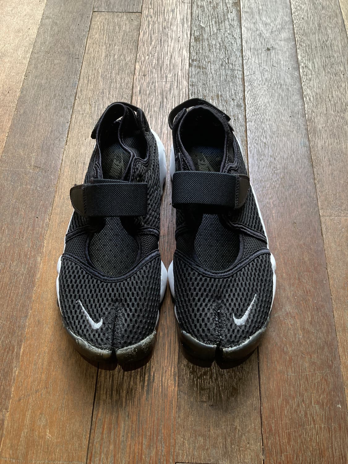 나이키 타비 에어 슈즈 250 상품이미지1