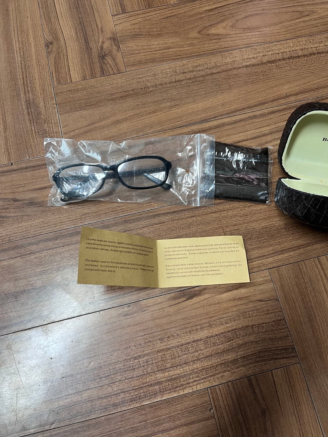 보테가베네타 안경 상품이미지3