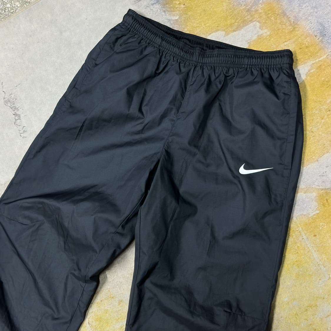 나이키 스우시 블랙 트랙팬츠 상품이미지2