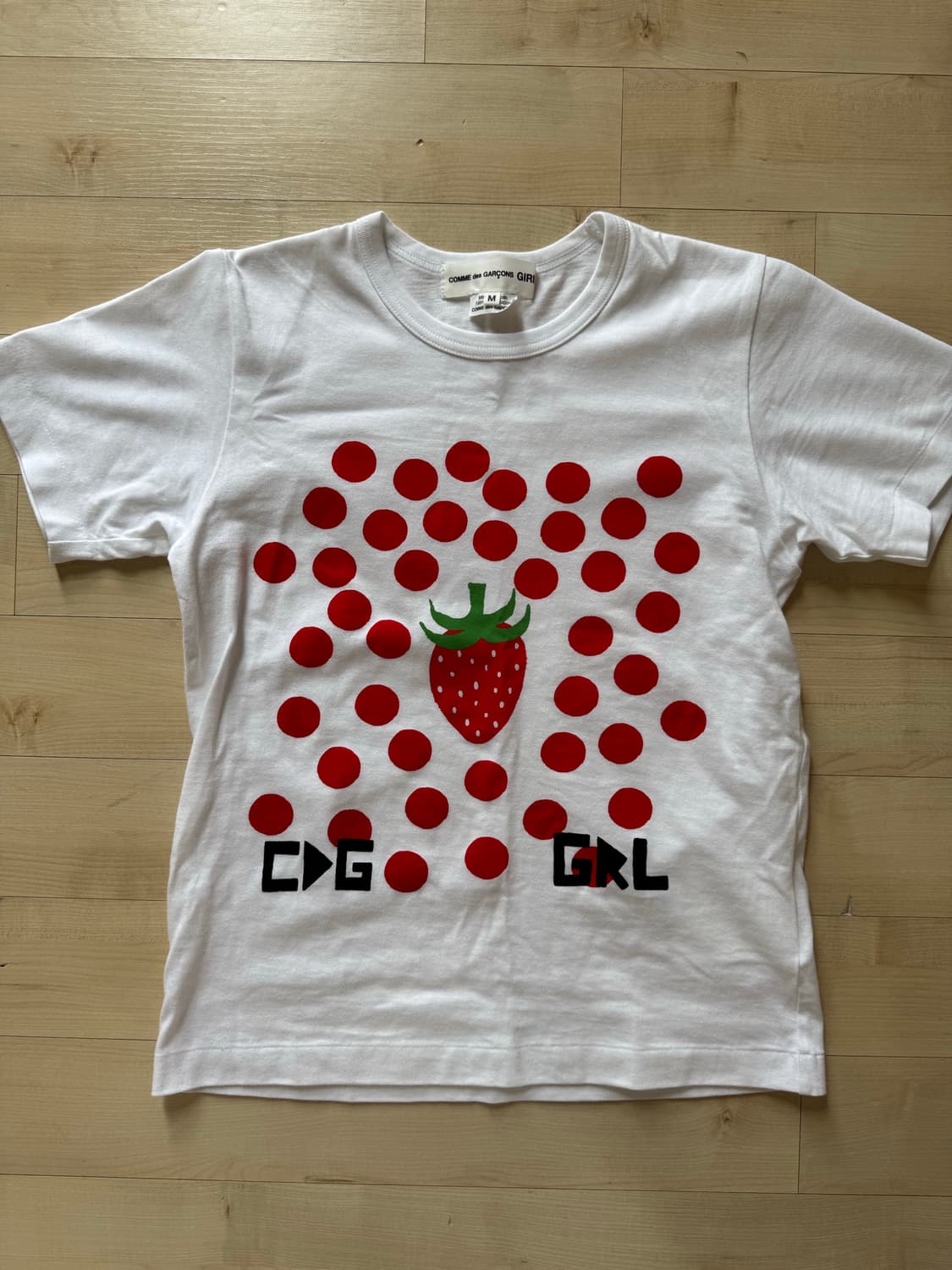 (오늘만할인) 꼼데가르송 걸 아오야마 한정 티셔츠 상품이미지1