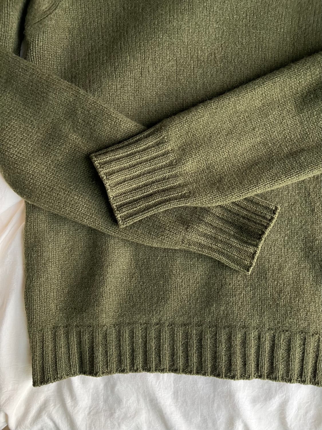 드리스반노튼 니트 상품이미지3