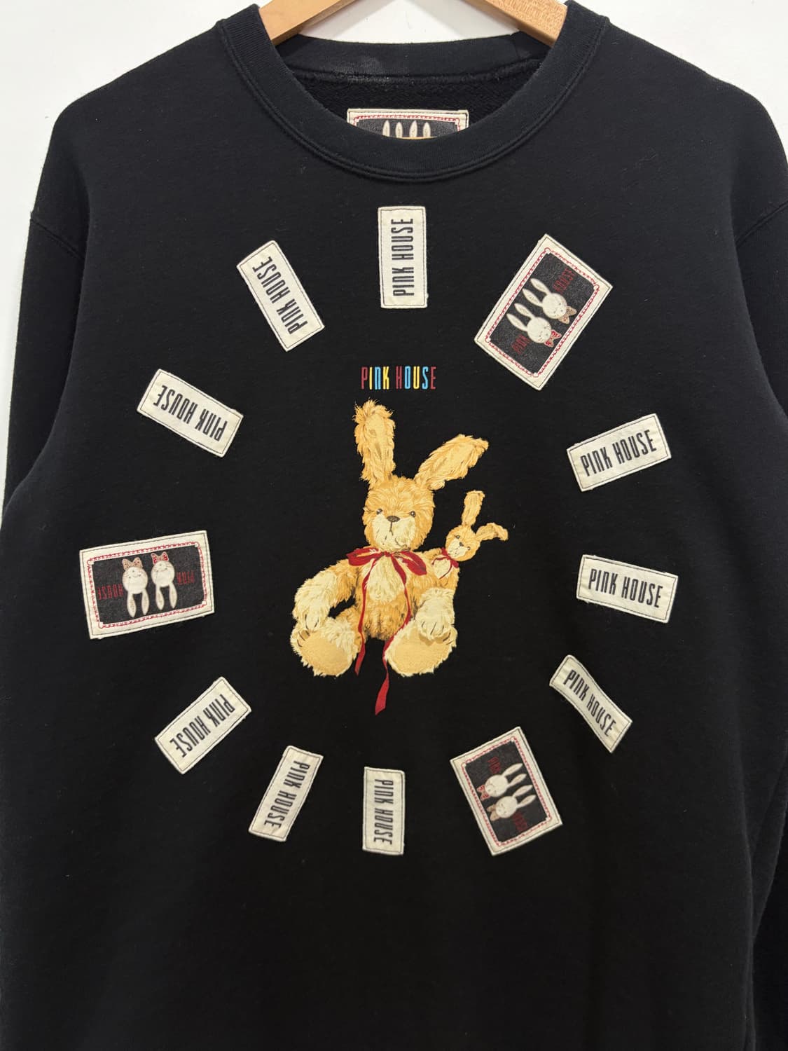 핑크 하우스 로고 패치 프린팅 맨투맨 상품이미지4