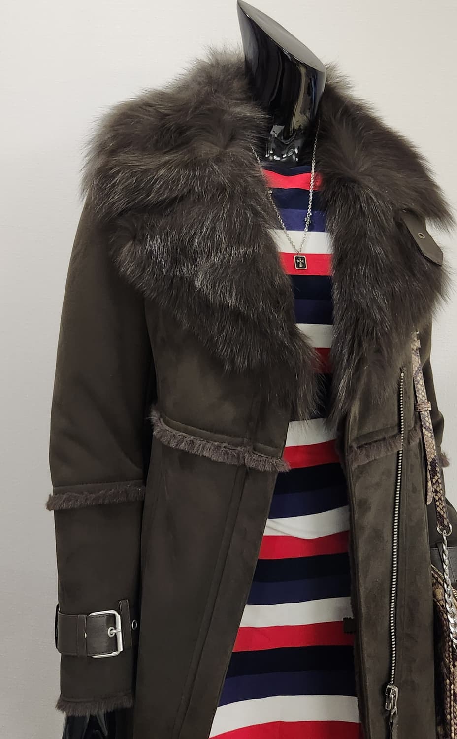 딥카키 무스탕코트 상품이미지1