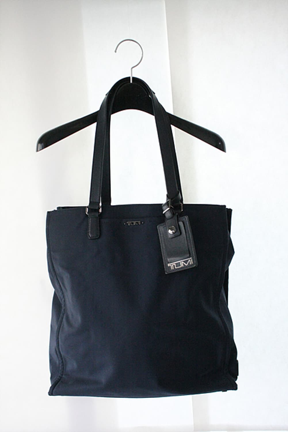 Tumi 투미 다크블루 토트백 상품이미지1