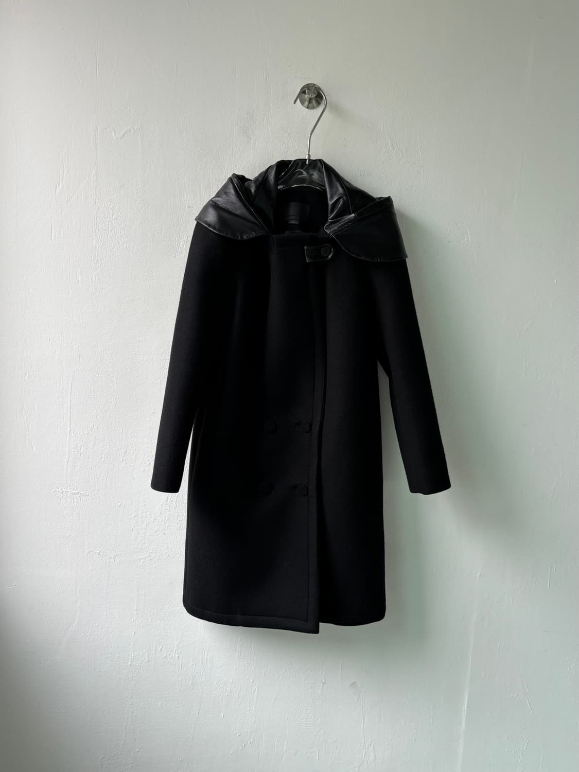 알렉산더 왕 레더 후드 코트 상품이미지1