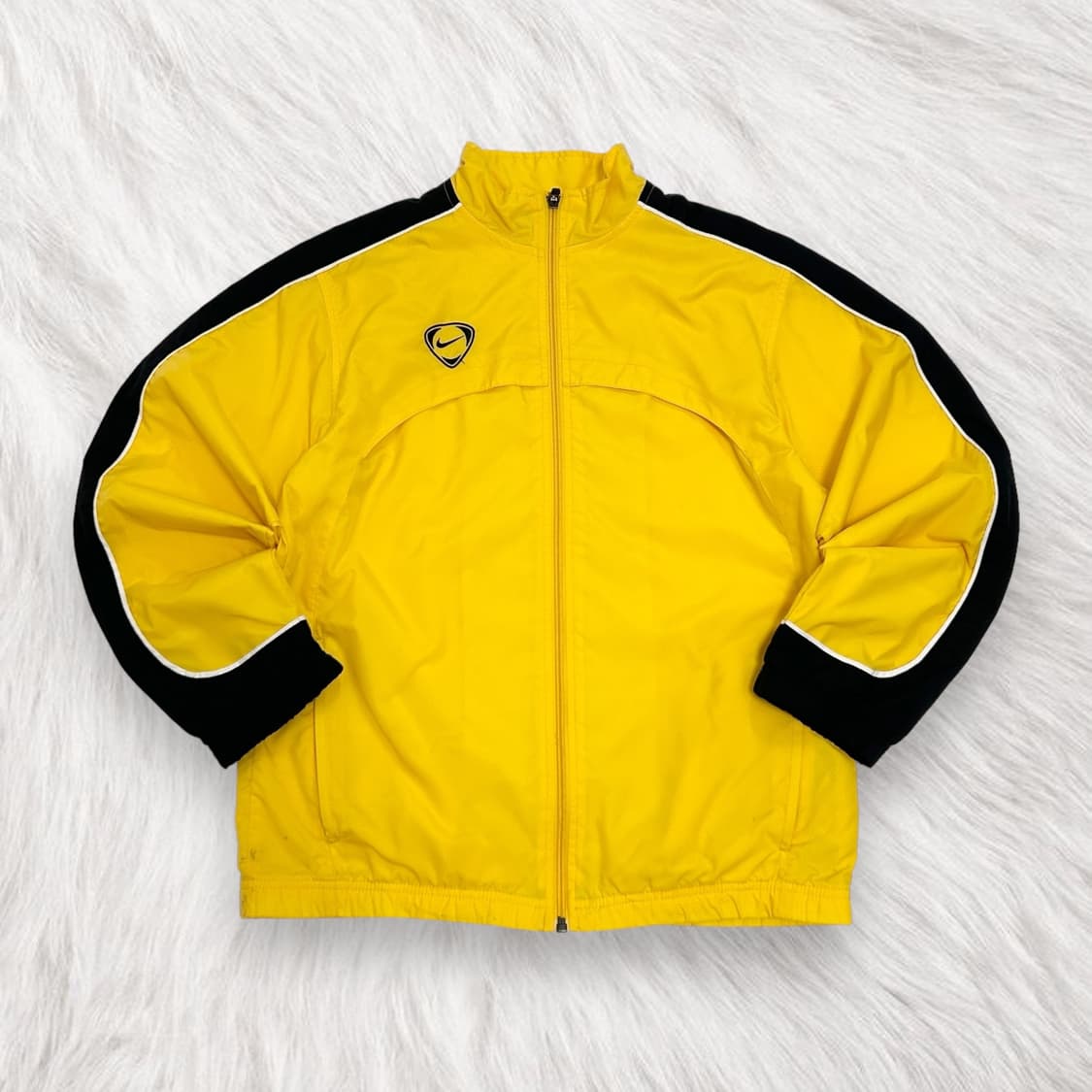 나이키 스우시 꿀벌 바람막이 상품이미지3