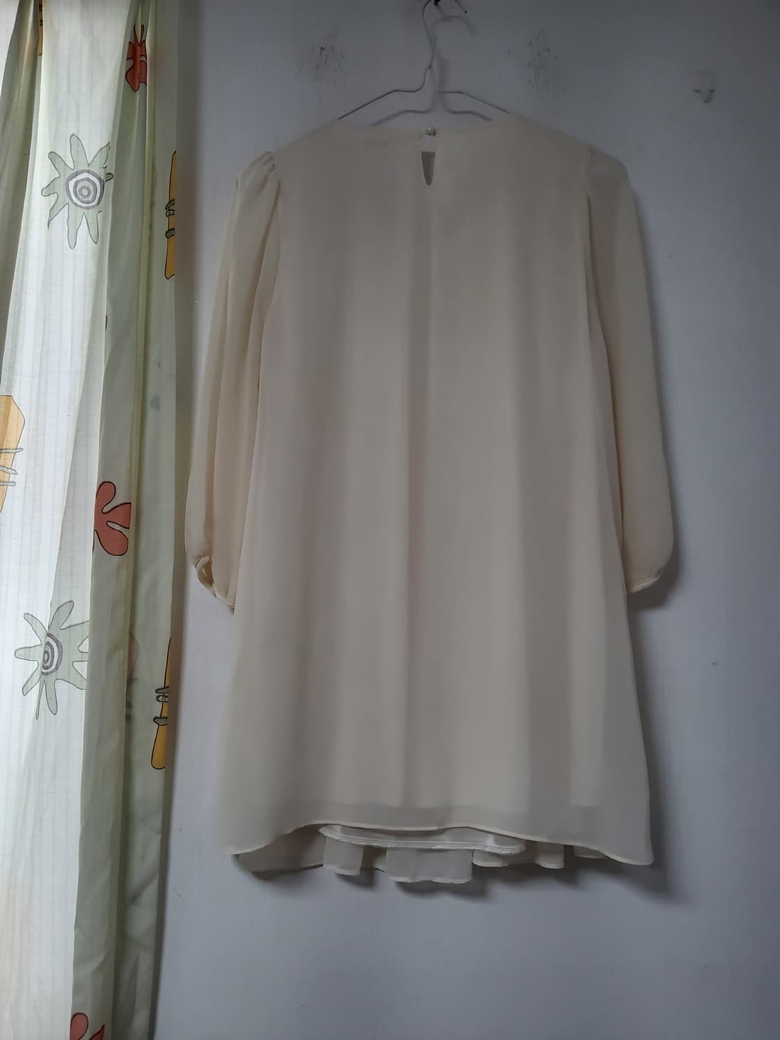 지센 쉬폰 플리츠 플레어 롱블라우스 90 상품이미지3