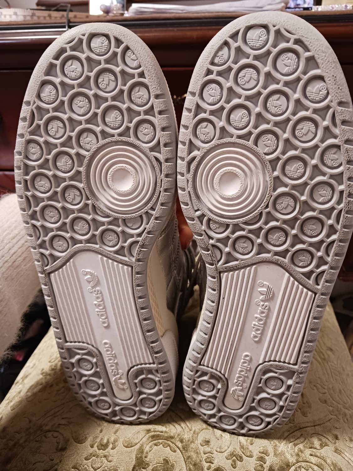 아디다스 포럼미드 25주년 실버스니커즈 상품이미지4