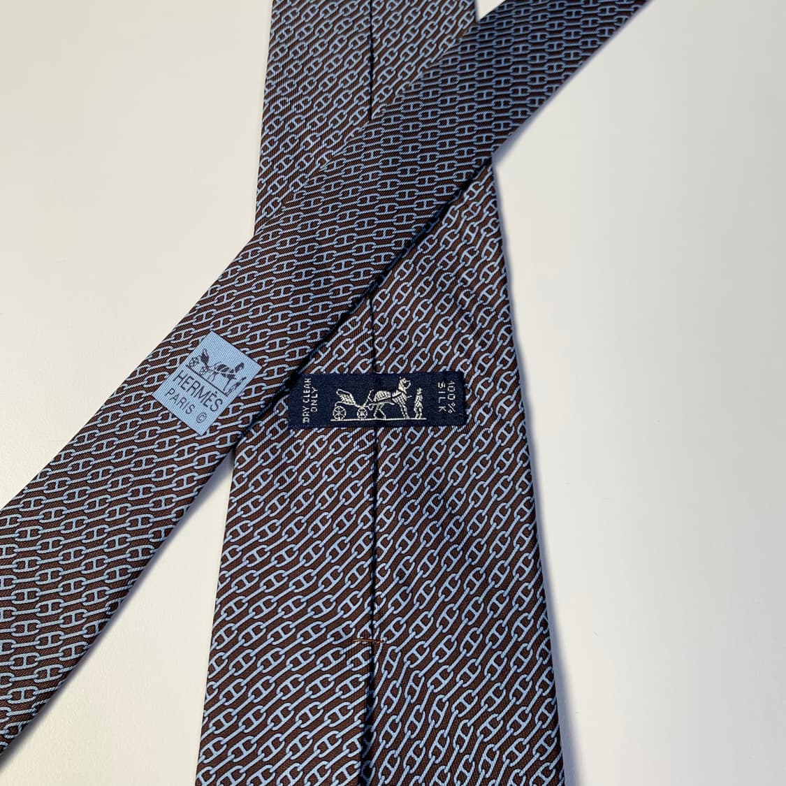 에르메스(HERMES) H로고 기하학적패턴 명품넥타이 A+등급 9.3cm 상품이미지5