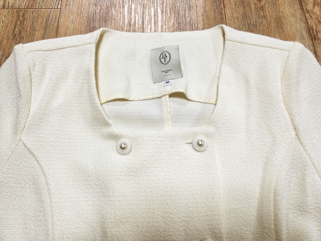 베니토(BENITO) 로아 스퀘어넥 반소매자켓 55-66 새상품 상품이미지4