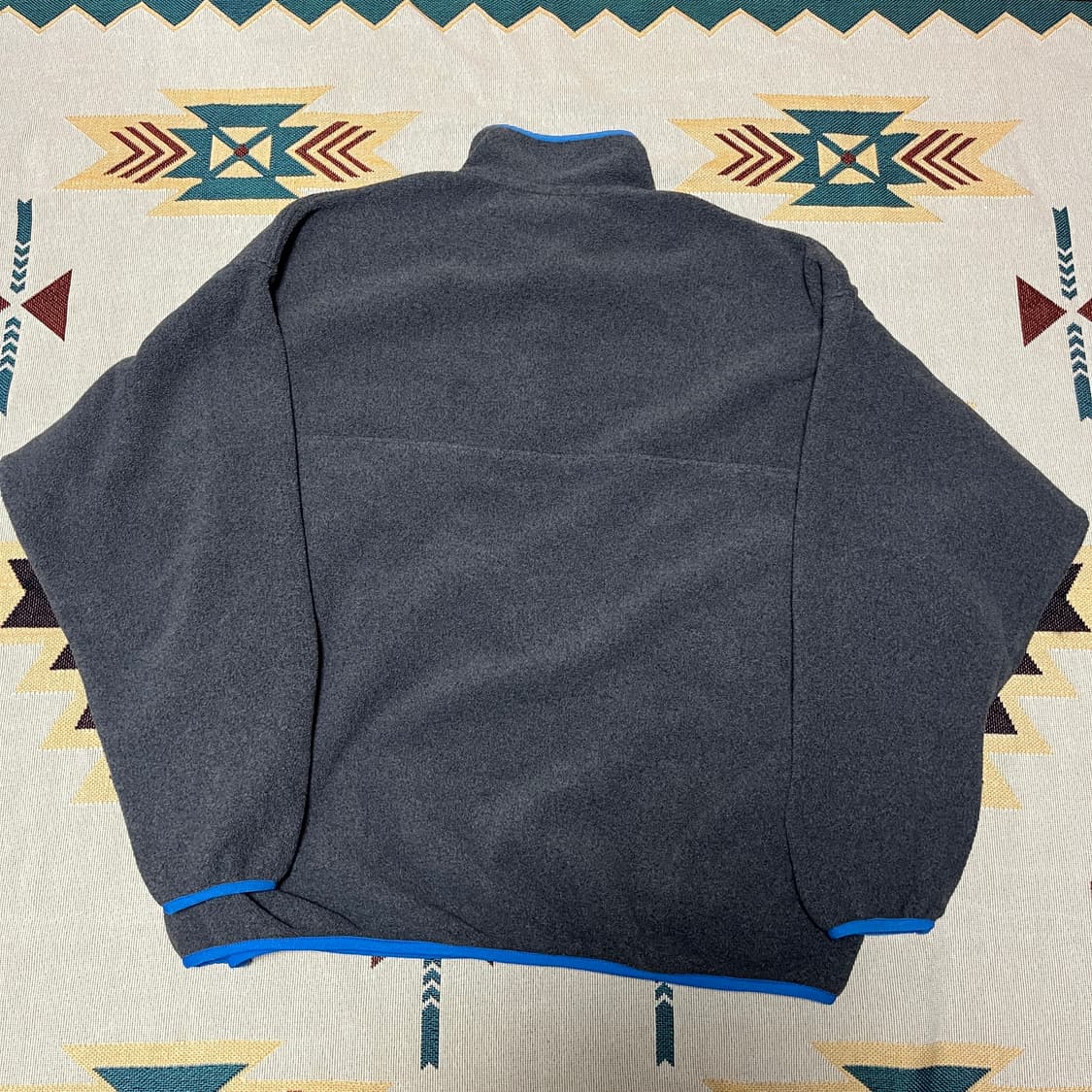 파타고니아 신칠라 스냅티 xxl 니켈 그레이 상품이미지5